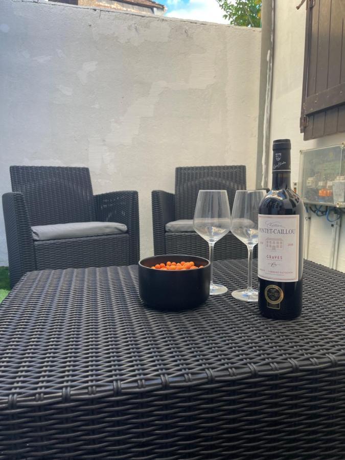 Appartement Hors Du Commun Avec Son Jacuzzi Salies-de-Béarn Exterior foto
